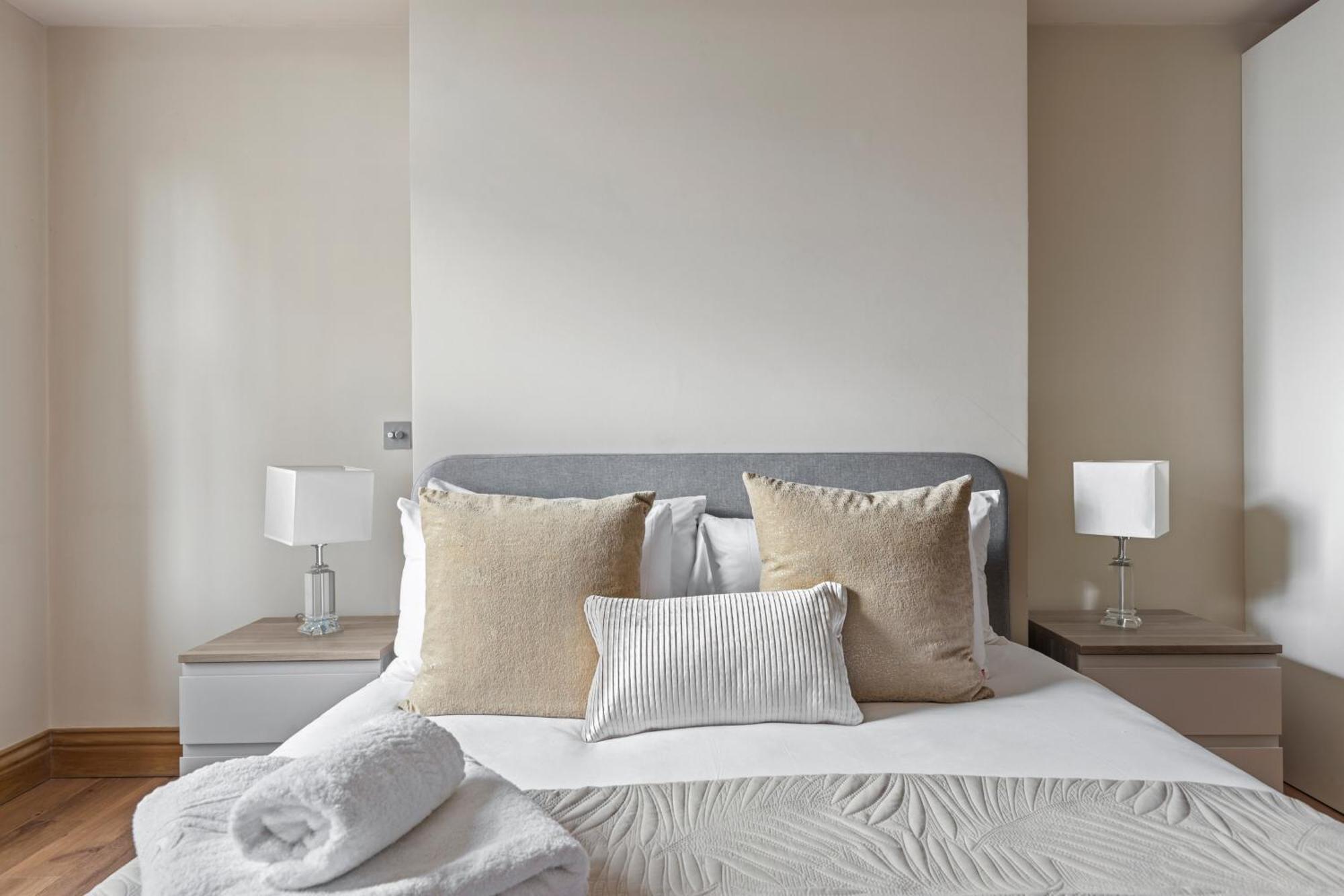 Enchanting Hideaway - La Reserve South Kensington London Exterior photo